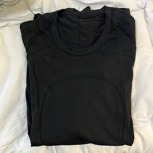 Lululemon Long sleeve Swiftly shirt